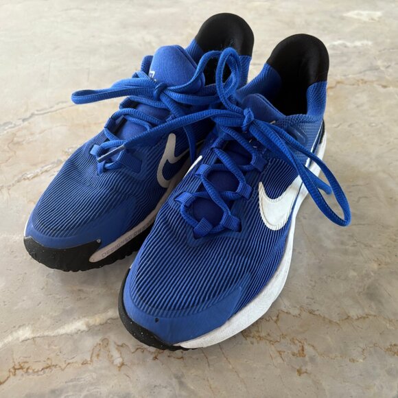 Nike Kids' Grade School Star Runner 4 Running Shoes - Picture 2 of 6